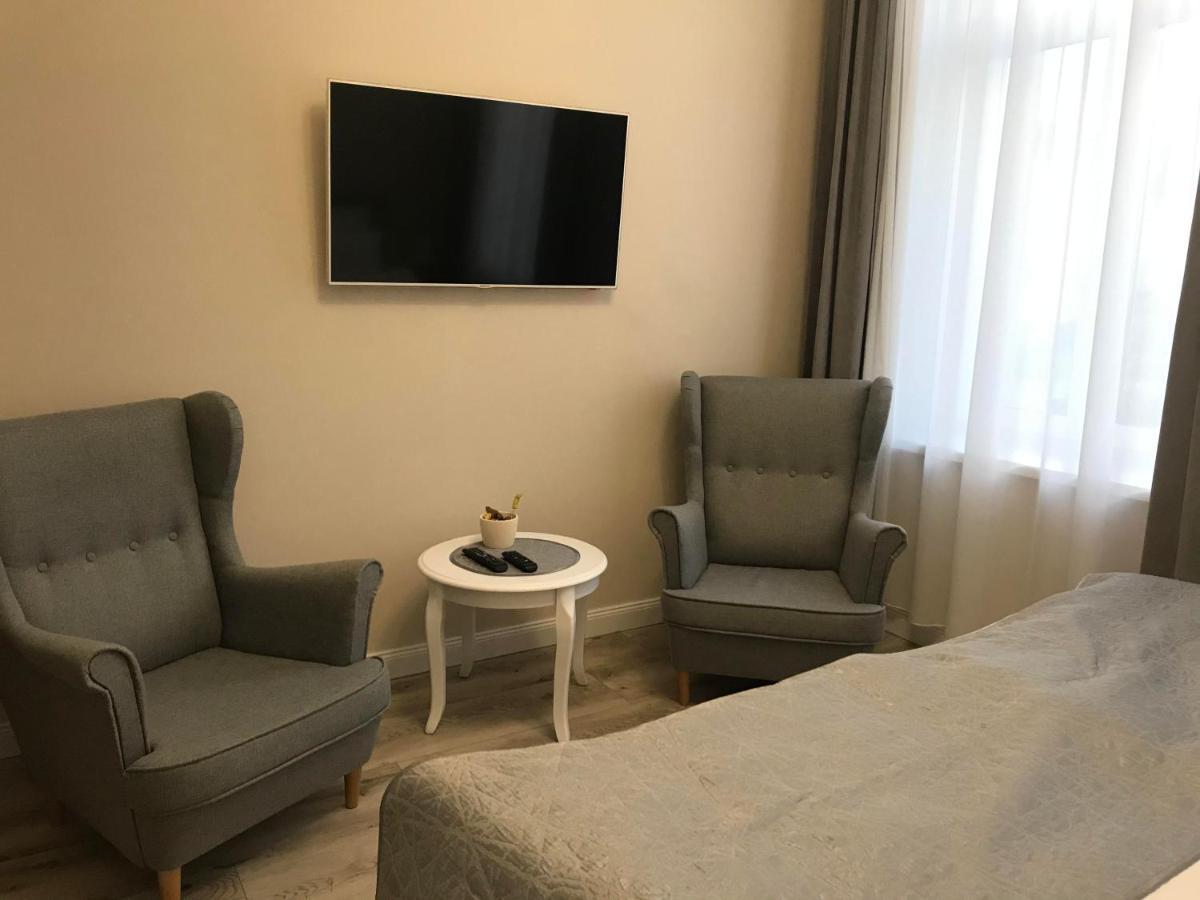 Poroszló Notarius Vendeghaz Bed & Breakfast エクステリア 写真